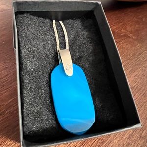 Kendra Scott Inez Blue Agate gold adjustable pendant necklace